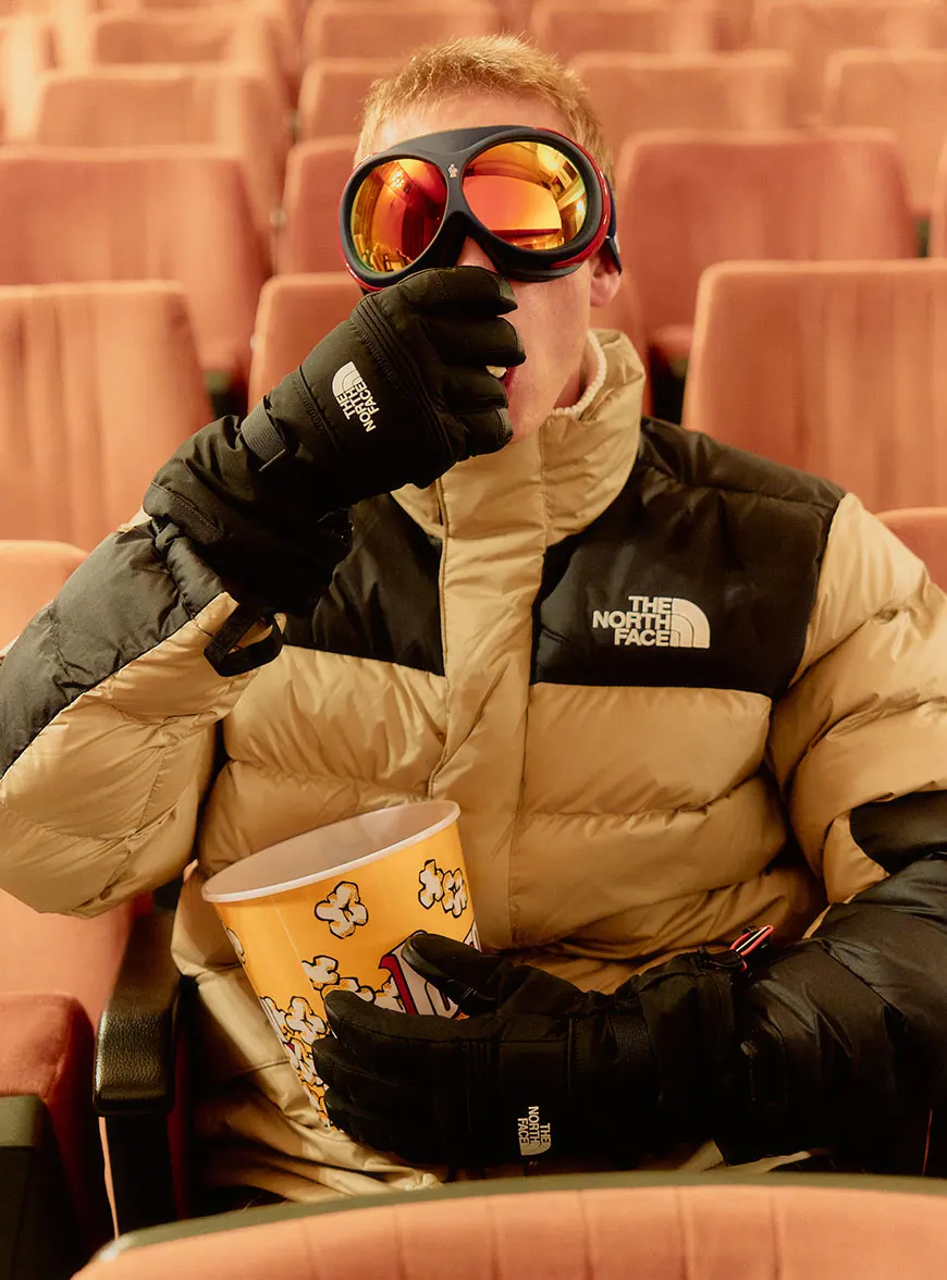 GIFTS FOR TRAVEL LOVERS