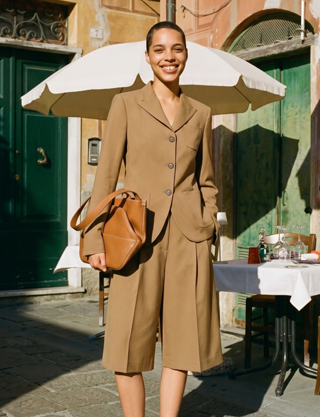 Office Outfits for Summer: How to Dress with Style | GIGLIO.COM